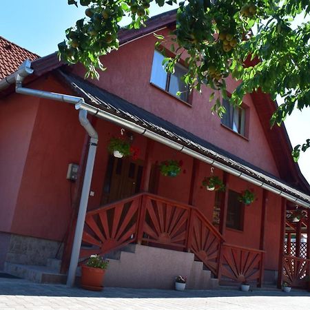 Gamma Guest House Praid Eksteriør bilde