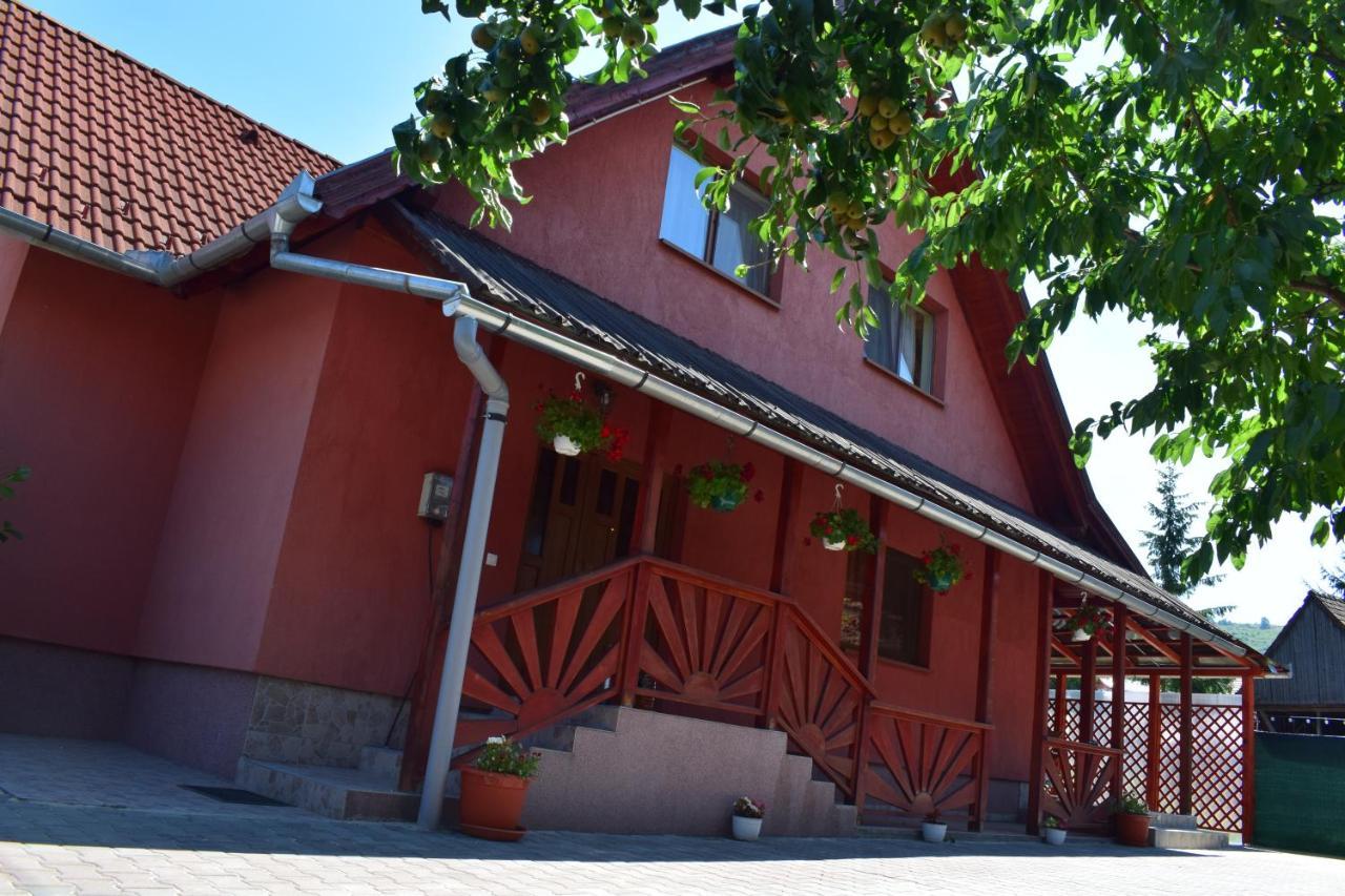 Gamma Guest House Praid Eksteriør bilde